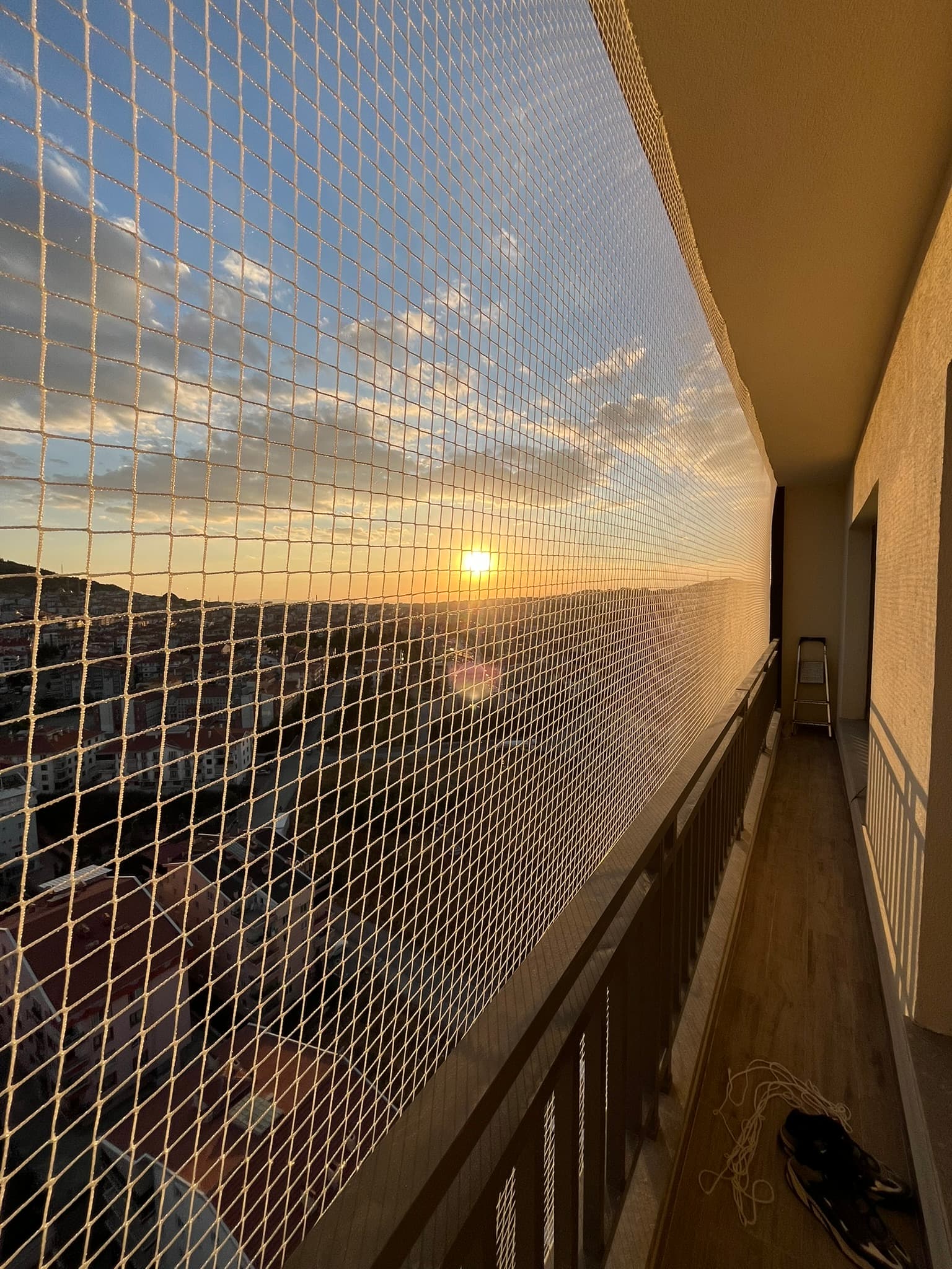Metra Ağ balkon güvenlik filesi uygulaması